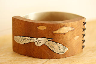 Insight cuff